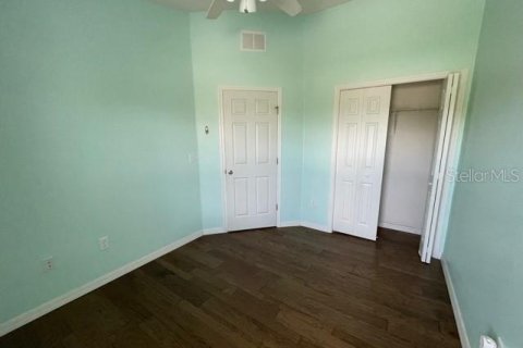 Townhouse in Pinellas Park, Florida 3 bedrooms, 139.35 sq.m. № 1843404 - photo 28