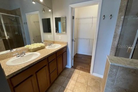 Townhouse in Pinellas Park, Florida 3 bedrooms, 139.35 sq.m. № 1843404 - photo 19