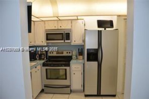 Купить кондоминиум в Майами, Флорида 1 спальня, 87.98м2, № 1859207 - фото 6