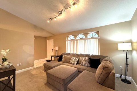 House in Davenport, Florida 4 bedrooms, 145.3 sq.m. № 1905026 - photo 4