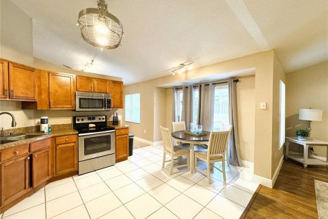 Casa en alquiler en Davenport, Florida, 4 dormitorios, 145.3 m2 № 1905026 - foto 8