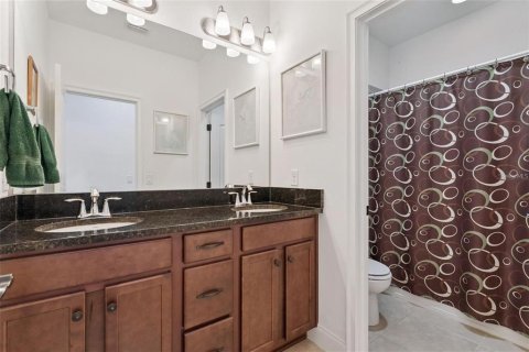 House in Windermere, Florida 5 bedrooms, 354.89 sq.m. № 2209698 - photo 29
