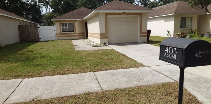 Villa ou maison à Plant City, Floride 2 chambres, 91.32 m2 № 2404603