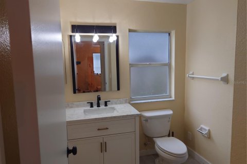 Villa ou maison à louer à Plant City, Floride: 2 chambres, 91.32 m2 № 2404603 - photo 8