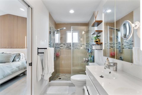 Villa ou maison à louer à Weston, Floride: 3 chambres, 142.42 m2 № 2076341 - photo 25