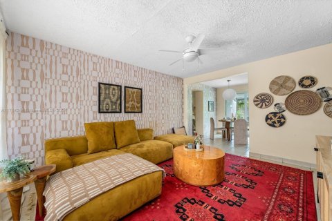 Купить виллу или дом в Холливуд, Флорида 4 спальни, 83.61м2, № 1971198 - фото 18