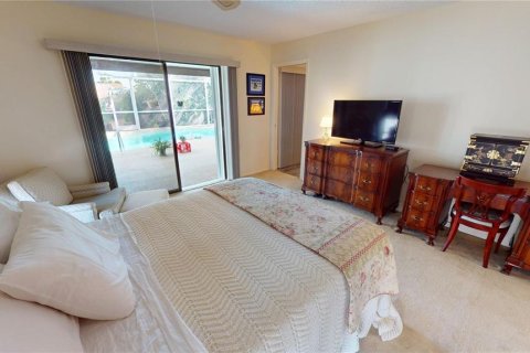 House in Port Charlotte, Florida 3 bedrooms, 170.75 sq.m. № 2108072 - photo 18