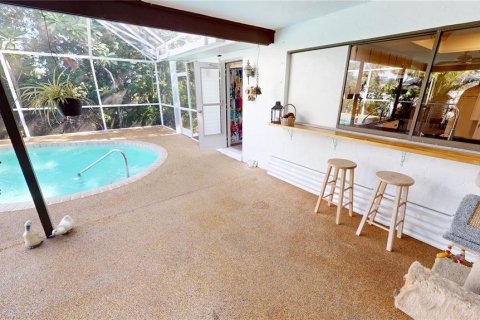 House in Port Charlotte, Florida 3 bedrooms, 170.75 sq.m. № 2108072 - photo 14