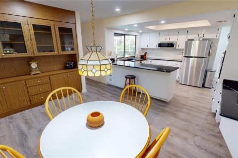 House in Port Charlotte, Florida 3 bedrooms, 170.75 sq.m. № 2108072 - photo 16