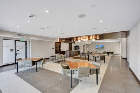 Condominio en venta en Aventura, Florida, 2 dormitorios, 100.06 m2 № 1937885 - foto 26