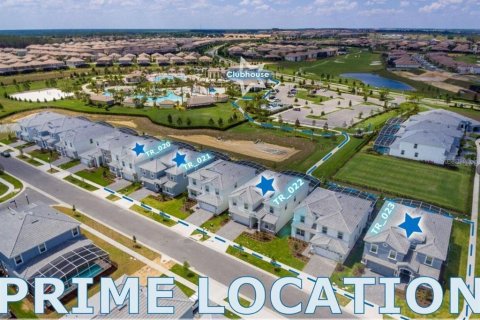 House in Davenport, Florida 9 bedrooms, 363.15 sq.m. № 2394155 - photo 9
