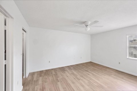 Condominio en venta en Bradenton, Florida, 2 dormitorios, 84.73 m2 № 1886096 - foto 17