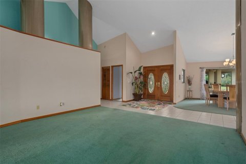 House in Lutz, Florida 4 bedrooms, 457.82 sq.m. № 1902761 - photo 18