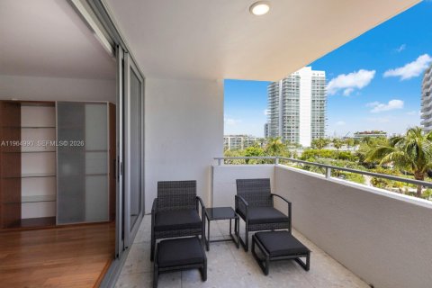 Condominio en alquiler en Miami Beach, Florida, 2 dormitorios, 115.01 m2 № 2026349 - foto 5