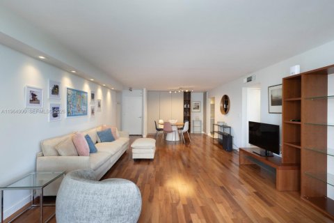 Condominio en alquiler en Miami Beach, Florida, 2 dormitorios, 115.01 m2 № 2026349 - foto 7