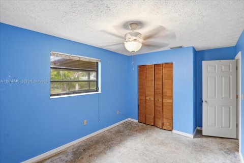 Купить виллу или дом в Хомстед, Флорида 4 спальни, 205.31м2, № 2046532 - фото 25