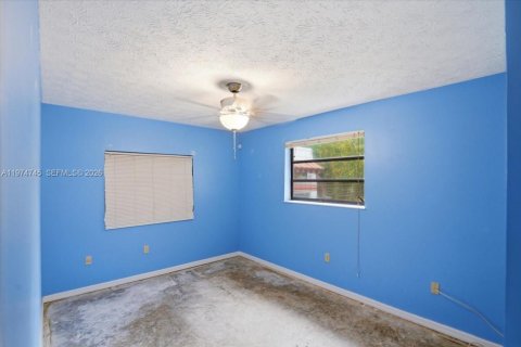 Купить виллу или дом в Хомстед, Флорида 4 спальни, 205.31м2, № 2046532 - фото 24