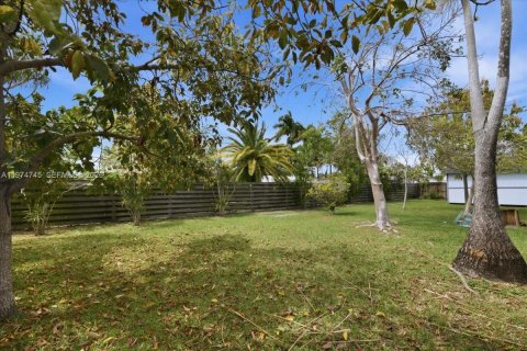 Купить виллу или дом в Хомстед, Флорида 4 спальни, 205.31м2, № 2046532 - фото 6