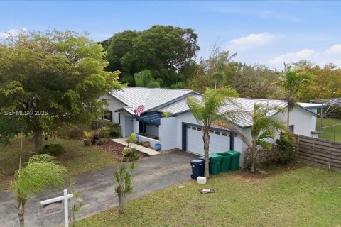 Купить виллу или дом в Хомстед, Флорида 4 спальни, 205.31м2, № 2046532 - фото 26