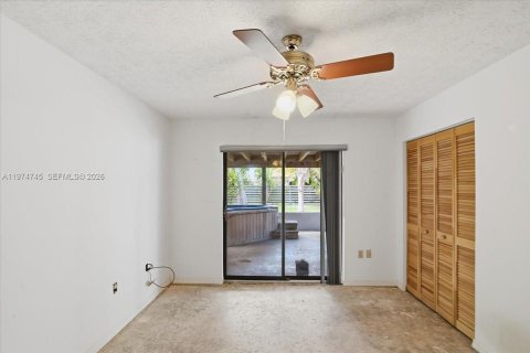 Купить виллу или дом в Хомстед, Флорида 4 спальни, 205.31м2, № 2046532 - фото 23