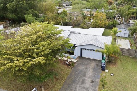 Купить виллу или дом в Хомстед, Флорида 4 спальни, 205.31м2, № 2046532 - фото 27