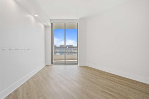 Condominio en venta en Aventura, Florida, 2 dormitorios, 109.72 m2 № 1712792 - foto 21