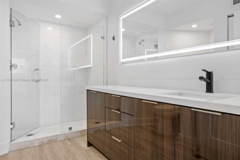Condominio en venta en Aventura, Florida, 2 dormitorios, 109.72 m2 № 1712792 - foto 18