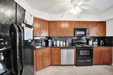 Condominio en venta en Pompano Beach, Florida, 2 dormitorios, 134.71 m2 № 2242572 - foto 7