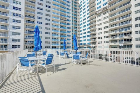 Condominio en venta en Pompano Beach, Florida, 2 dormitorios, 134.71 m2 № 2242572 - foto 22
