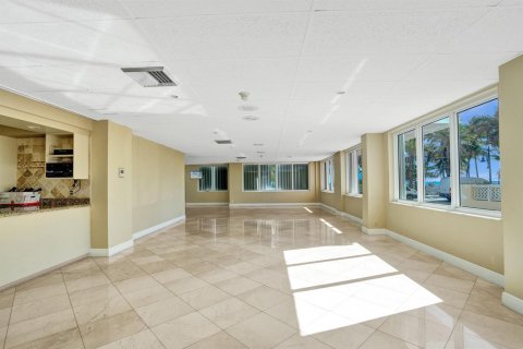 Condominio en venta en Pompano Beach, Florida, 2 dormitorios, 134.71 m2 № 2242572 - foto 25