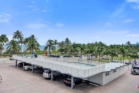 Condominio en venta en Pompano Beach, Florida, 2 dormitorios, 134.71 m2 № 2242572 - foto 28