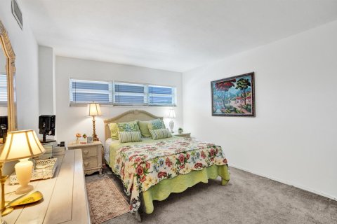 Condominio en venta en Pompano Beach, Florida, 2 dormitorios, 134.71 m2 № 2242572 - foto 12