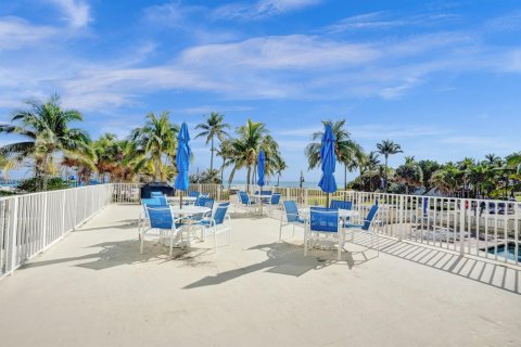 Condominio en venta en Pompano Beach, Florida, 2 dormitorios, 134.71 m2 № 2242572 - foto 23