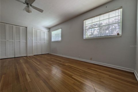 House in Sarasota, Florida 4 bedrooms, 311.59 sq.m. № 2195707 - photo 13