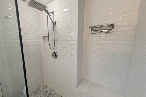 House in Sarasota, Florida 4 bedrooms, 311.59 sq.m. № 2195707 - photo 15
