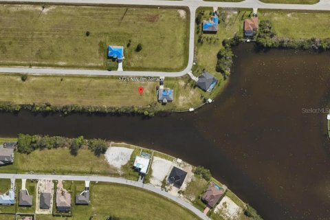 Land in Cape Coral, Florida № 1906865 - photo 5