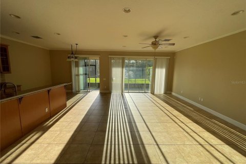 Touwnhouse à louer à Orlando, Floride: 3 chambres, 186.73 m2 № 2106209 - photo 4