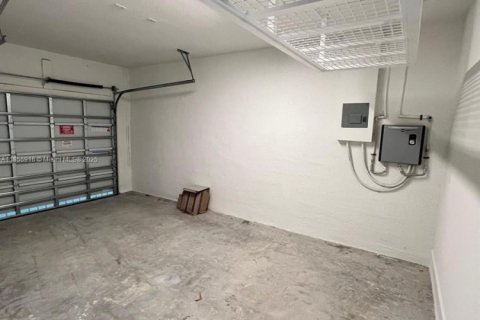 House in Homestead, Florida 3 bedrooms № 1880357 - photo 25