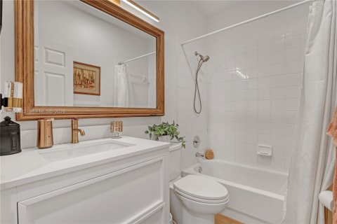 Купить кондоминиум в Стьюарт, Флорида 2 спальни, 120.77м2, № 2027229 - фото 16