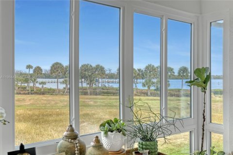 Купить кондоминиум в Стьюарт, Флорида 2 спальни, 120.77м2, № 2027229 - фото 25