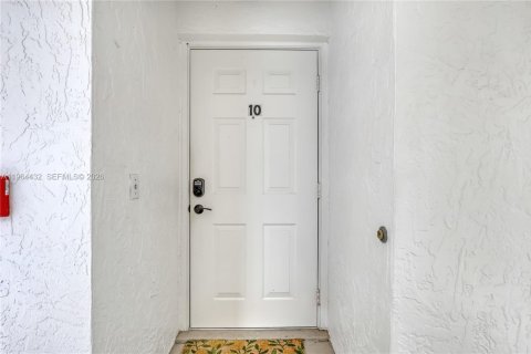 Купить кондоминиум в Стьюарт, Флорида 2 спальни, 120.77м2, № 2027229 - фото 5