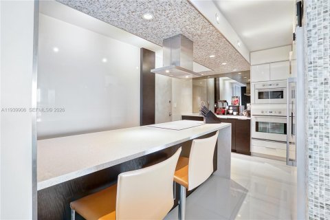 Купить кондоминиум в Майами, Флорида 1 спальня, 96.8м2, № 2054692 - фото 6