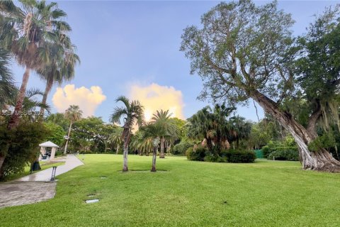 Купить кондоминиум в Майами, Флорида 1 спальня, 96.8м2, № 2054692 - фото 30