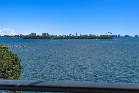 Купить кондоминиум в Майами, Флорида 1 спальня, 96.8м2, № 2054692 - фото 2