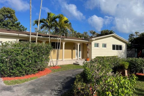 Casa en venta en South Miami, Florida, 4 dormitorios, 155.7 m2 № 1695902 - foto 27