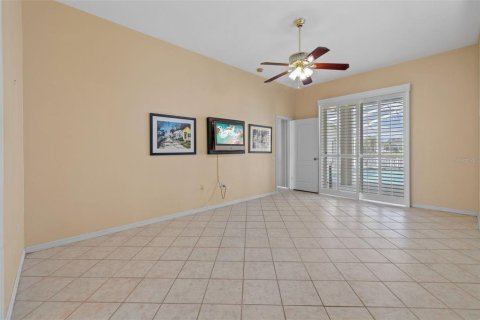 House in Wesley Chapel, Florida 4 bedrooms, 223.89 sq.m. № 1720980 - photo 14