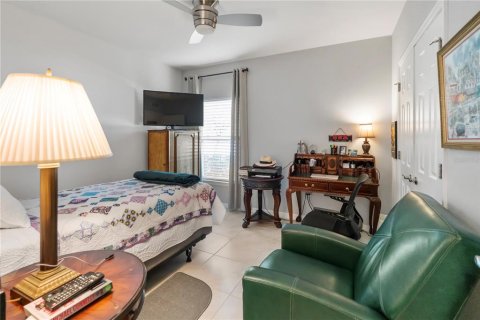 Townhouse in Fort Myers, Florida 4 bedrooms, 171.68 sq.m. № 2212708 - photo 30