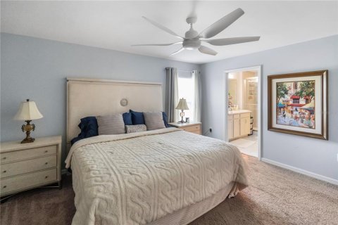 Townhouse in Fort Myers, Florida 4 bedrooms, 171.68 sq.m. № 2212708 - photo 12