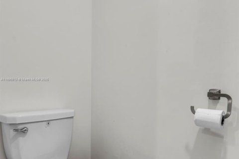 Touwnhouse à vendre à Doral, Floride: 4 chambres, 200.95 m2 № 1948520 - photo 29