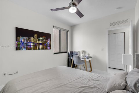 Touwnhouse à vendre à Doral, Floride: 4 chambres, 200.95 m2 № 1948520 - photo 21